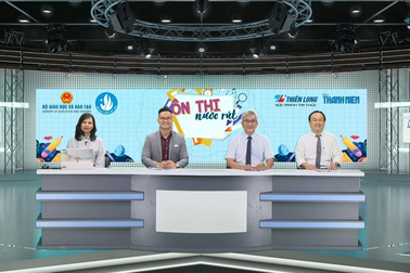 Tiếp sức mùa thi 2022 đẩy mạnh tư vấn ôn thi "nước rút"