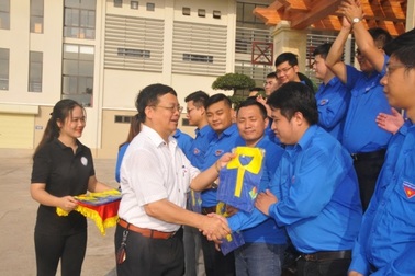 Ra quân đoàn tình nguyện tham gia chiến dịch tình nguyện mùa hè xanh năm 2019