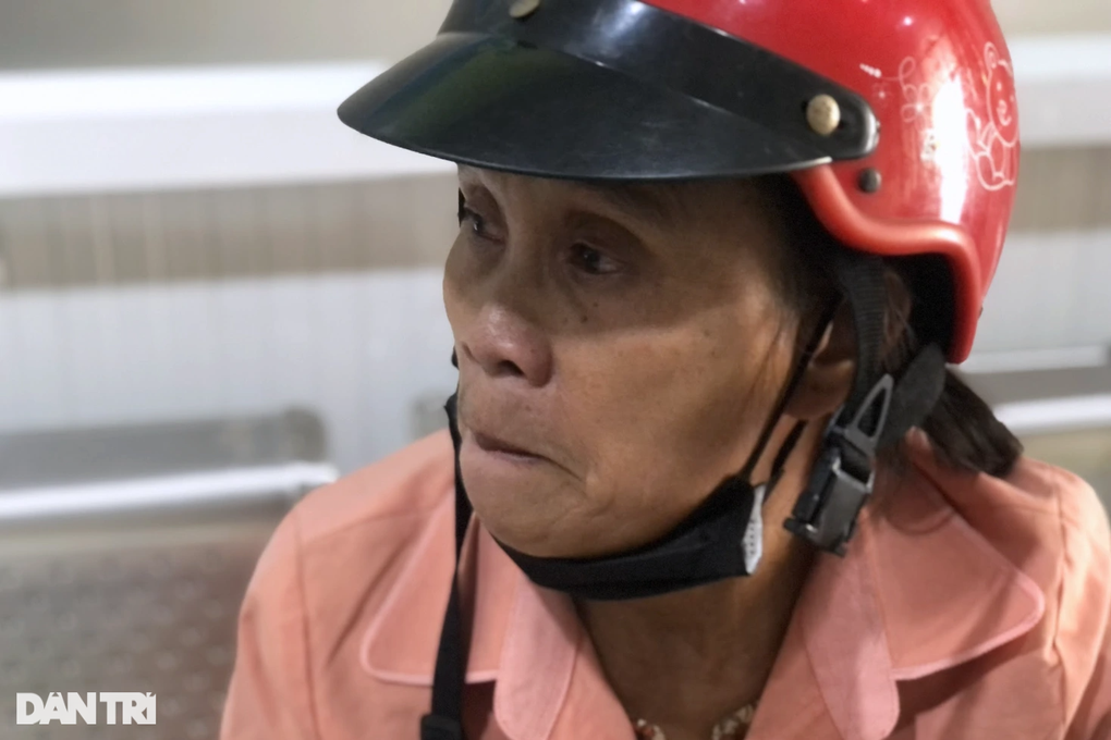 Vợ kiệt sức nuôi 2 con, chăm chồng bạo bệnh: Vẫn tin có phép màu xảy ra - 4 Vợ kiệt sức nuôi 2 con, chăm chồng bạo bệnh: Vẫn tin có phép màu xảy ra - 4