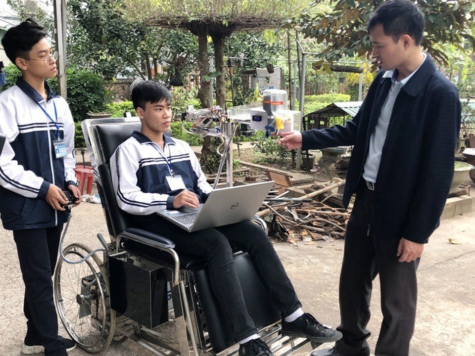 Có bất thường từ giải Nhất học sinh thi khoa học kỹ thuật cấp quốc gia? - 3 Có bất thường từ giải Nhất học sinh thi khoa học kỹ thuật cấp quốc gia? - 3