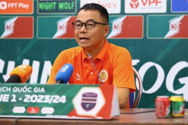 HLV Trần Tiến Đại lên tiếng về khả năng HLV Polking dẫn dắt CLB CAHN