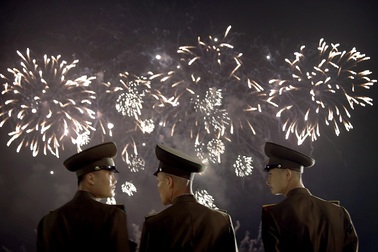 Triều Tiên bắt đầu dùng múi giờ riêng, lùi giờ 30 phút