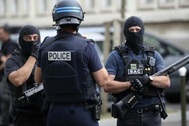 50.000 cảnh sát bảo vệ cuộc bầu cử tổng thống Pháp sau loạt vụ khủng bố Paris