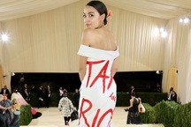 Các tỷ phú Mỹ giàu lên, nhưng bắt họ đóng thuế còn "khó hơn lên trời"