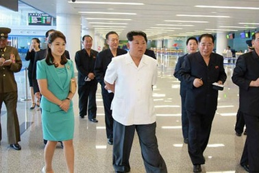 Kim Jong Un thị sát nhà ga mới sân bay Bình Nhưỡng