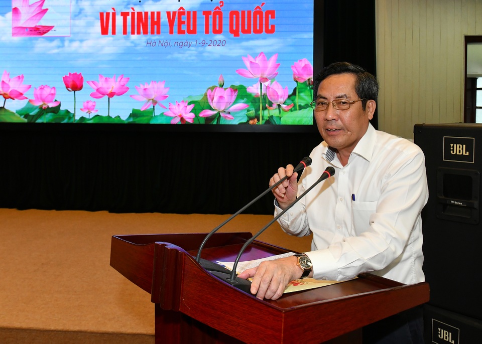 “Vì sự thật lịch sử, vì tình yêu Tổ quốc” ra mắt độc giả - 2