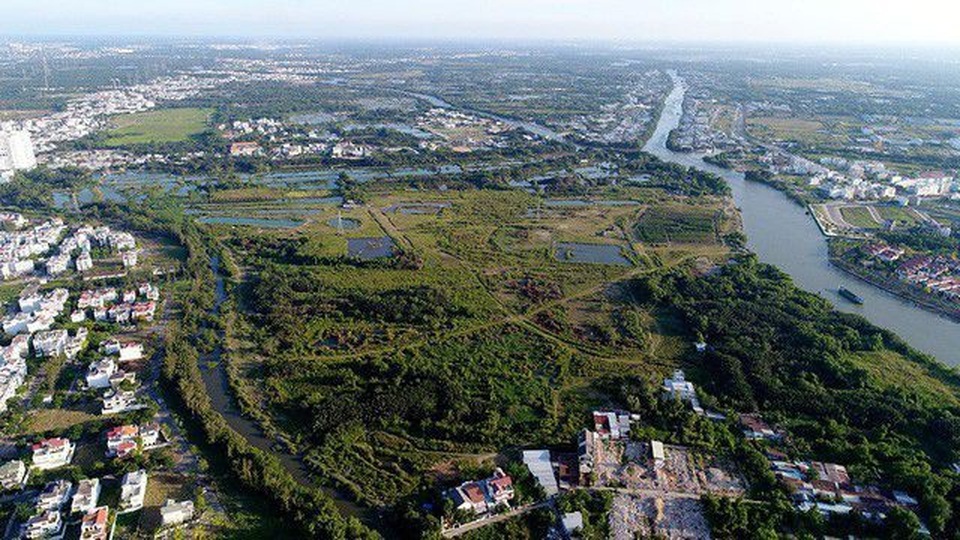 Bán 32ha đất công giá bèo: Bắt giam 2 nguyên lãnh đạo Công ty Tân Thuận - 1 Bán 32ha đất công giá bèo: Bắt giam 2 nguyên lãnh đạo Công ty Tân Thuận - 1