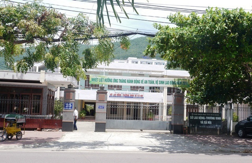 Truy nã đặc biệt nguyên Phó giám đốc sở ở Bình Định - 1 Truy nã đặc biệt nguyên Phó giám đốc sở ở Bình Định - 1