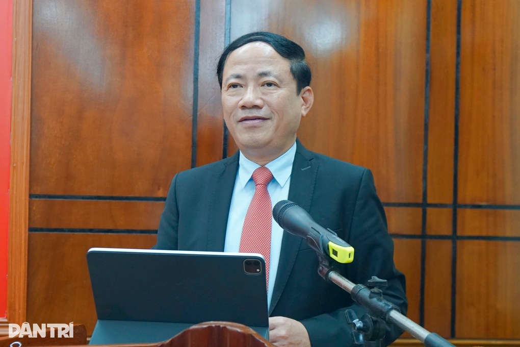 Chủ tịch Bình Định: Không giới thiệu nhân sự kiểu bè cánh, người nhà - 1 Chủ tịch Bình Định: Không giới thiệu nhân sự kiểu bè cánh, người nhà - 1