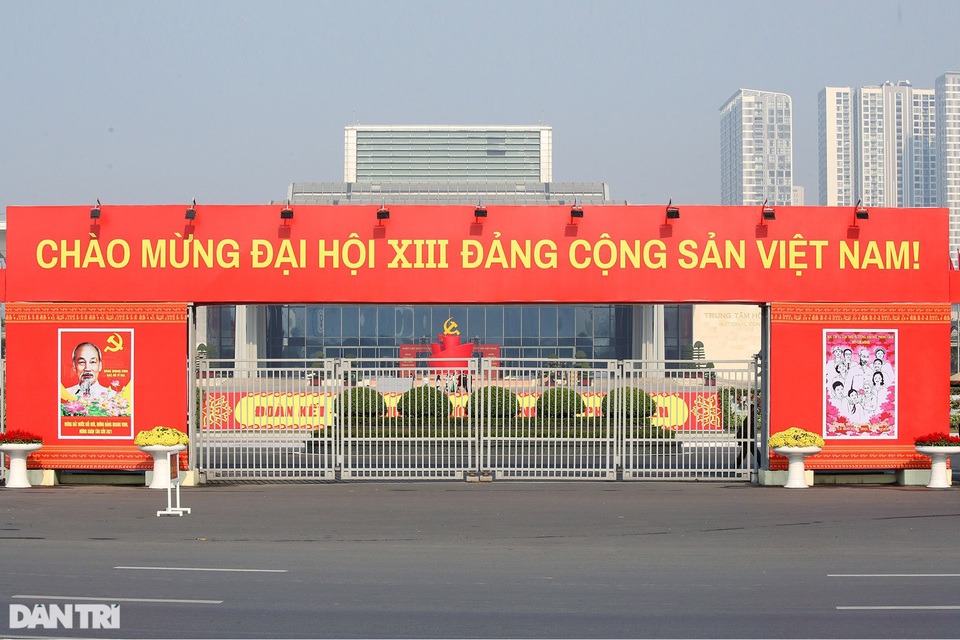 Sáng nay, Đại hội 13 của Đảng họp phiên trù bị - 1 Sáng nay, Đại hội 13 của Đảng họp phiên trù bị - 1