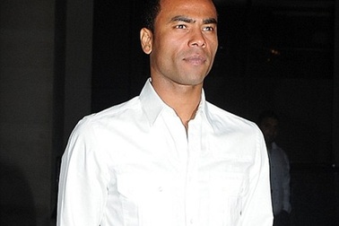 Ashley Cole tiệc tùng tại hộp đêm Playboy