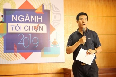 Bài phát biểu chạm đến trái tim của Chủ nhiệm khoa Quốc tế - ĐHQGHN