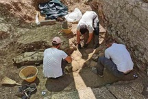 Đào vườn, phát hiện 32 người nằm trong bình khổng lồ từ thế kỷ thứ 2