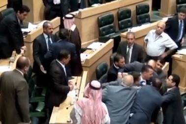 Jordan: Nghị sỹ bắn nhau bằng súng trường ở quốc hội