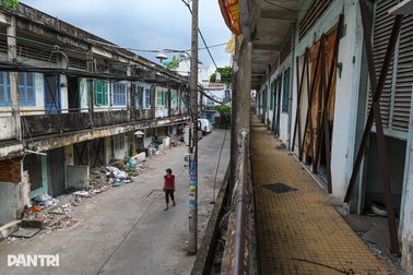 Bên trong "quả bom nổ chậm" sắp được phá dỡ để xây trường học ở TPHCM