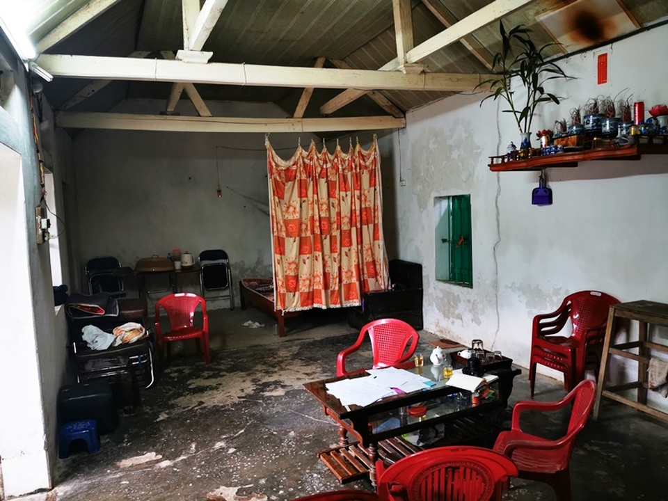 Rớt nước mắt cảnh vợ chồng ung thư, thương các con ngoan, học cực giỏi - 4 Rớt nước mắt cảnh vợ chồng ung thư, thương các con ngoan, học cực giỏi - 4