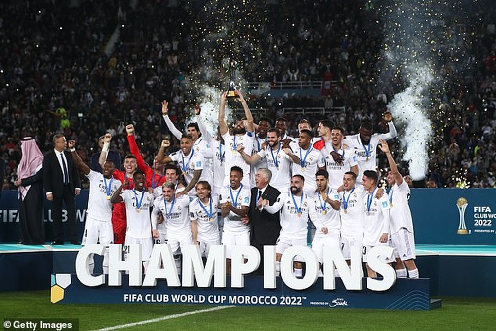 Thủng lưới 3 bàn, Real Madrid vẫn vô địch FIFA Club World Cup - 3 Thủng lưới 3 bàn, Real Madrid vẫn vô địch FIFA Club World Cup - 3