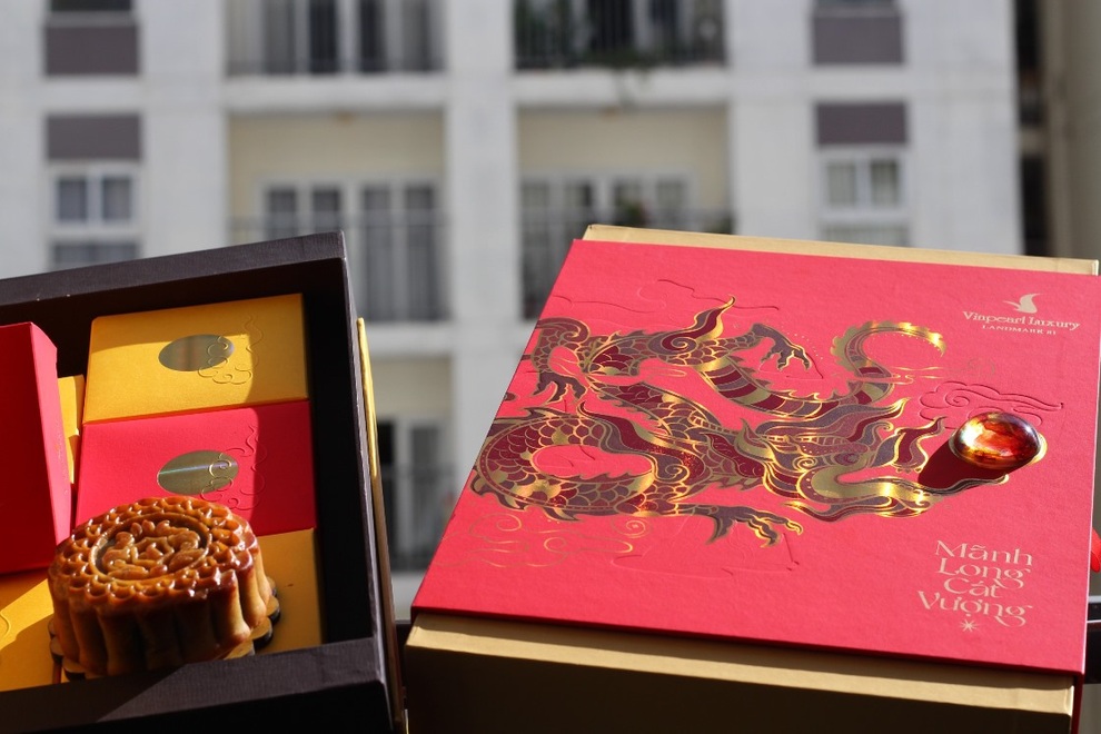 Cùng Vinpearl và Almaz đón Mùa trăng kiên cường - 8 Cùng Vinpearl và Almaz đón Mùa trăng kiên cường - 8