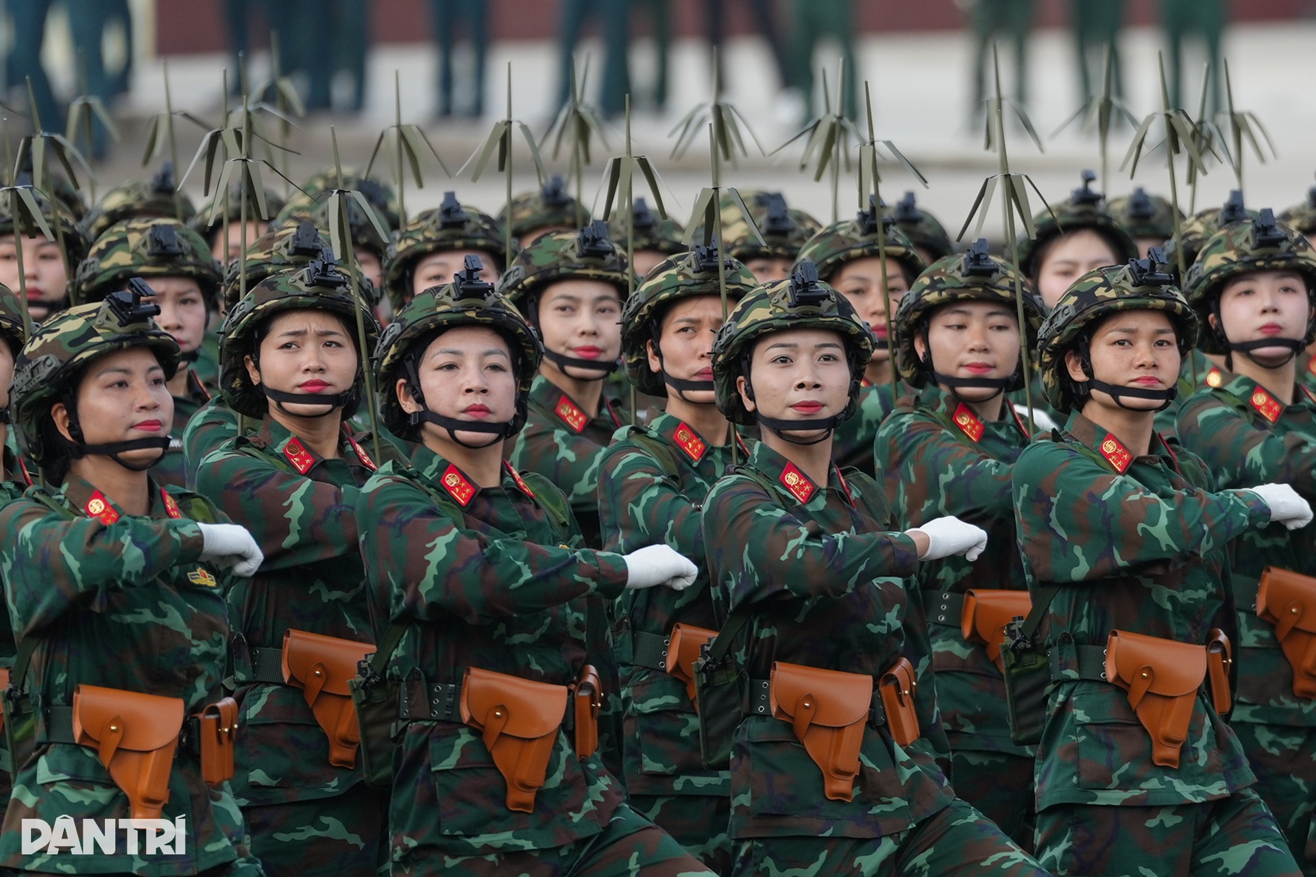36 khối diễu binh lần đầu tham gia hợp luyện cho lễ 30/4 ở TPHCM - 22