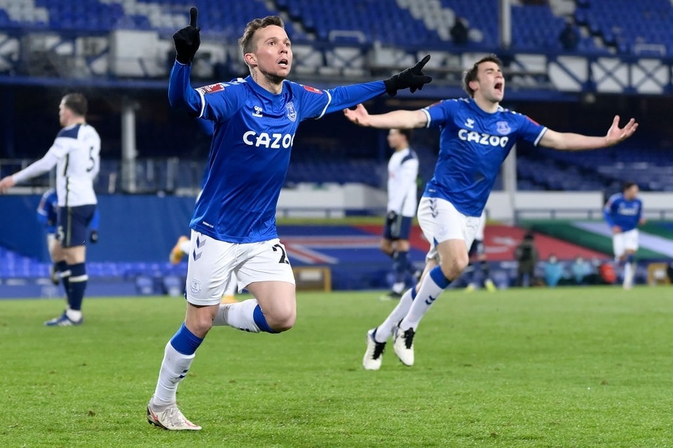 Tottenham thất bại trước Everton trong trận cầu có 9 bàn thắng - 2 Tottenham thất bại trước Everton trong trận cầu có 9 bàn thắng - 2