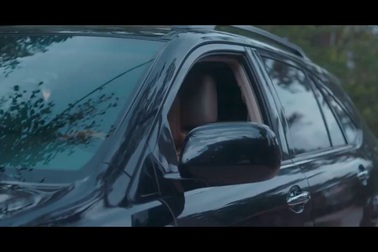 Thu Thuỷ tái hiện mối tình 17 năm cùng chồng lấy nước mắt người xem trong MV mới “Hết yêu”