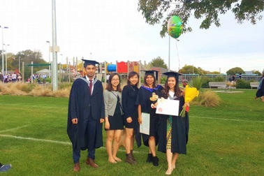 "Cô đơn" nhưng không hề "cô đơn": Nghiên cứu sinh kể chuyện du học xa xứ