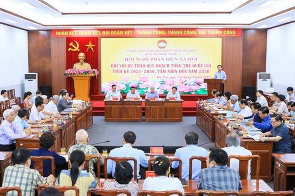 Bỏ phương án chia cả nước làm 7 vùng kinh tế - xã hội - 1 Bỏ phương án chia cả nước làm 7 vùng kinh tế - xã hội - 1