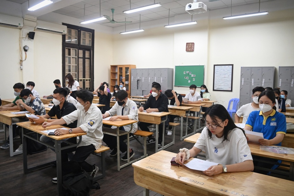 Các trường lý giải vì sao nên và không nên lùi giờ vào học - 2