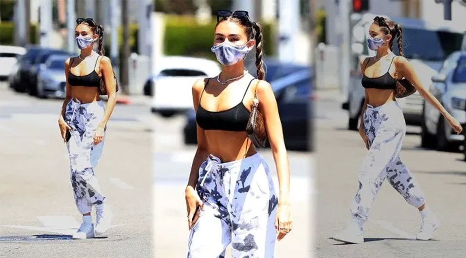 Madison Beer liên tục mặc mát mẻ ra phố - 4
