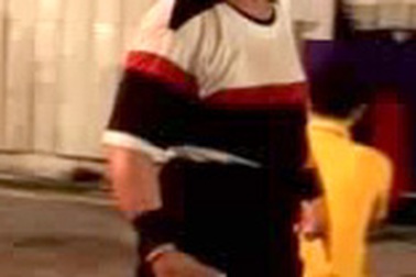 Đục dừa bằng ngón tay