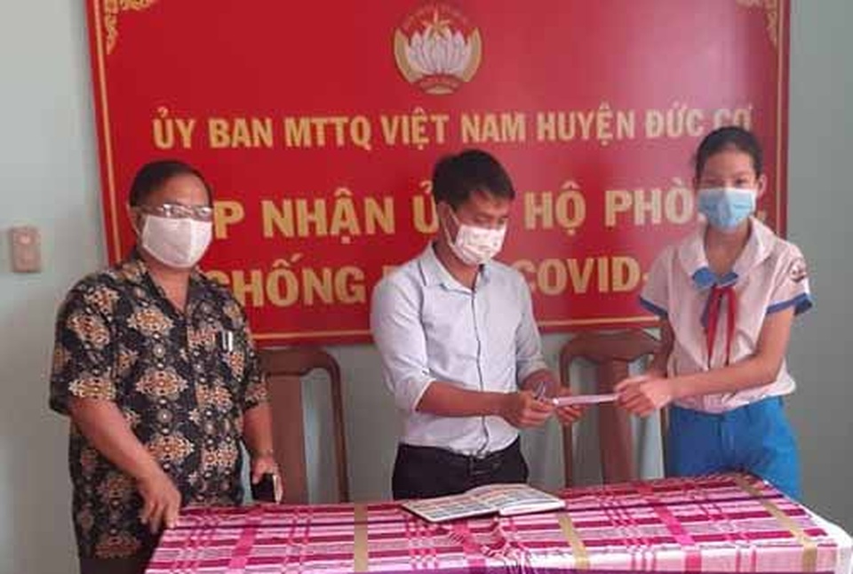 Học sinh lớp 5 ủng hộ hơn 1 triệu rưỡi để chống dịch Covid-19 - 1 Học sinh lớp 5 ủng hộ hơn 1 triệu rưỡi để chống dịch Covid-19 - 1