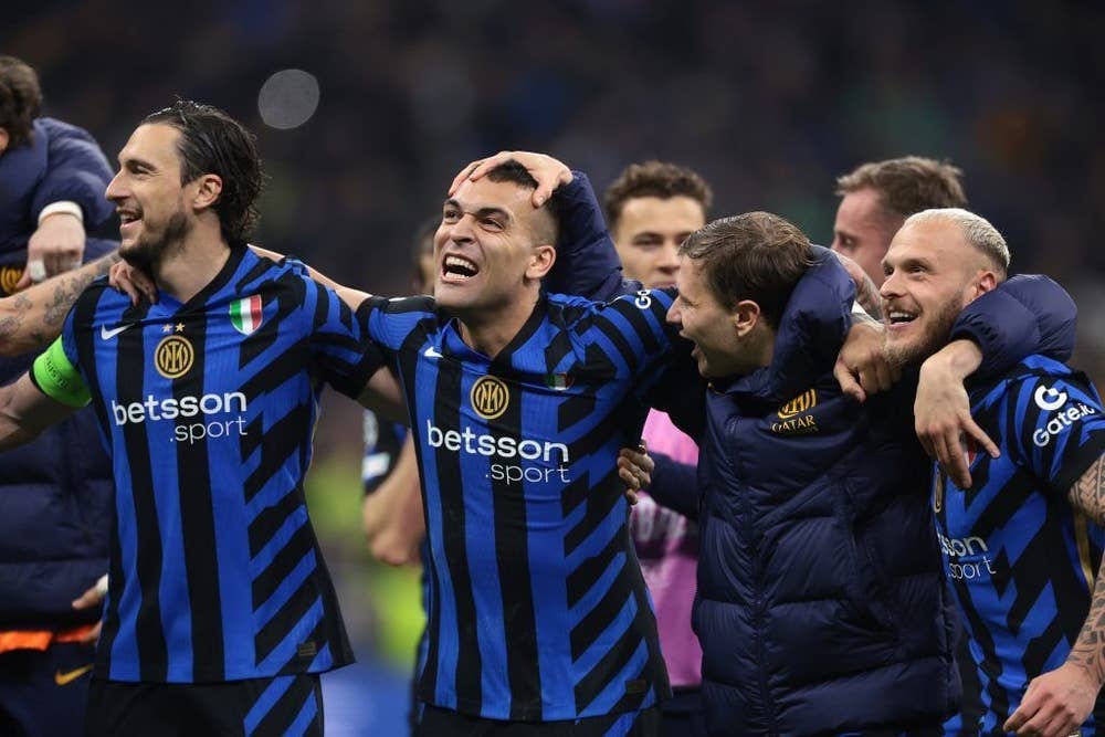Bán kết Champions League: Biểu tượng sụp đổ, khát vọng xé toạc bầu trời - 4 Bán kết Champions League: Biểu tượng sụp đổ, khát vọng xé toạc bầu trời - 4