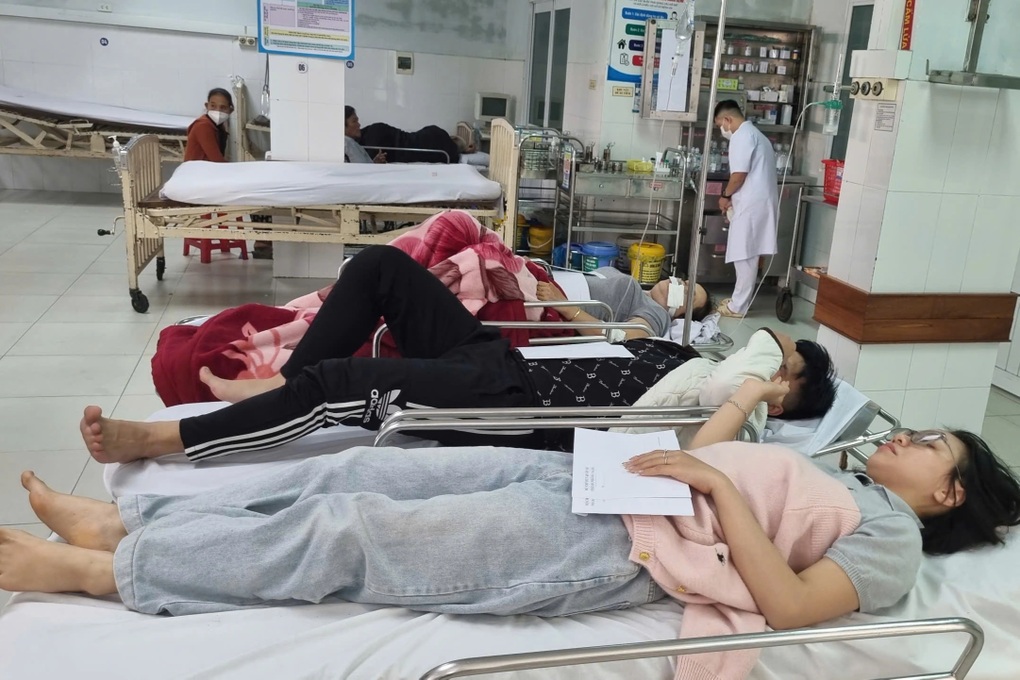 Vụ xe chở chú rể cô dâu gặp nạn trên cao tốc: Thêm một nạn nhân tử vong - 1 Vụ xe chở chú rể cô dâu gặp nạn trên cao tốc: Thêm một nạn nhân tử vong - 1