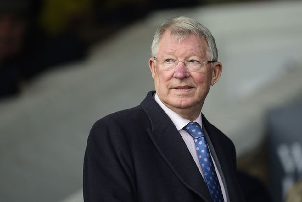 Sir Alex mạt sát hai cầu thủ Man Utd, Van Persie sốc nặng - 2 Sir Alex mạt sát hai cầu thủ Man Utd, Van Persie sốc nặng - 2