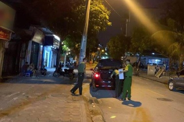 Khởi tố vụ án liên quan thành viên tổ thư ký, tài xế của Chủ tịch Hà Nội