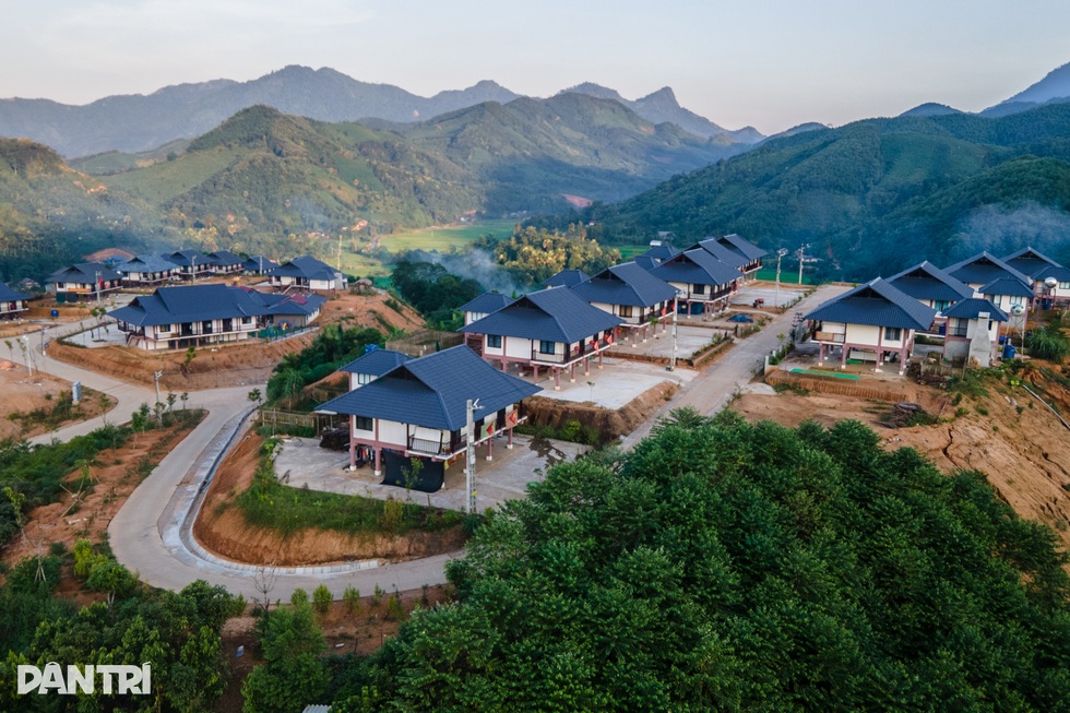 Làng Nủ sau bão: Từ nước mắt tang thương đến nụ cười hồi sinh - 3 Làng Nủ sau bão: Từ nước mắt tang thương đến nụ cười hồi sinh - 3