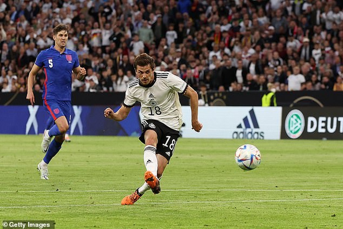 Harry Kane ghi bàn giúp đội tuyển Anh thoát thua Đức - 5 Harry Kane ghi bàn giúp đội tuyển Anh thoát thua Đức - 5