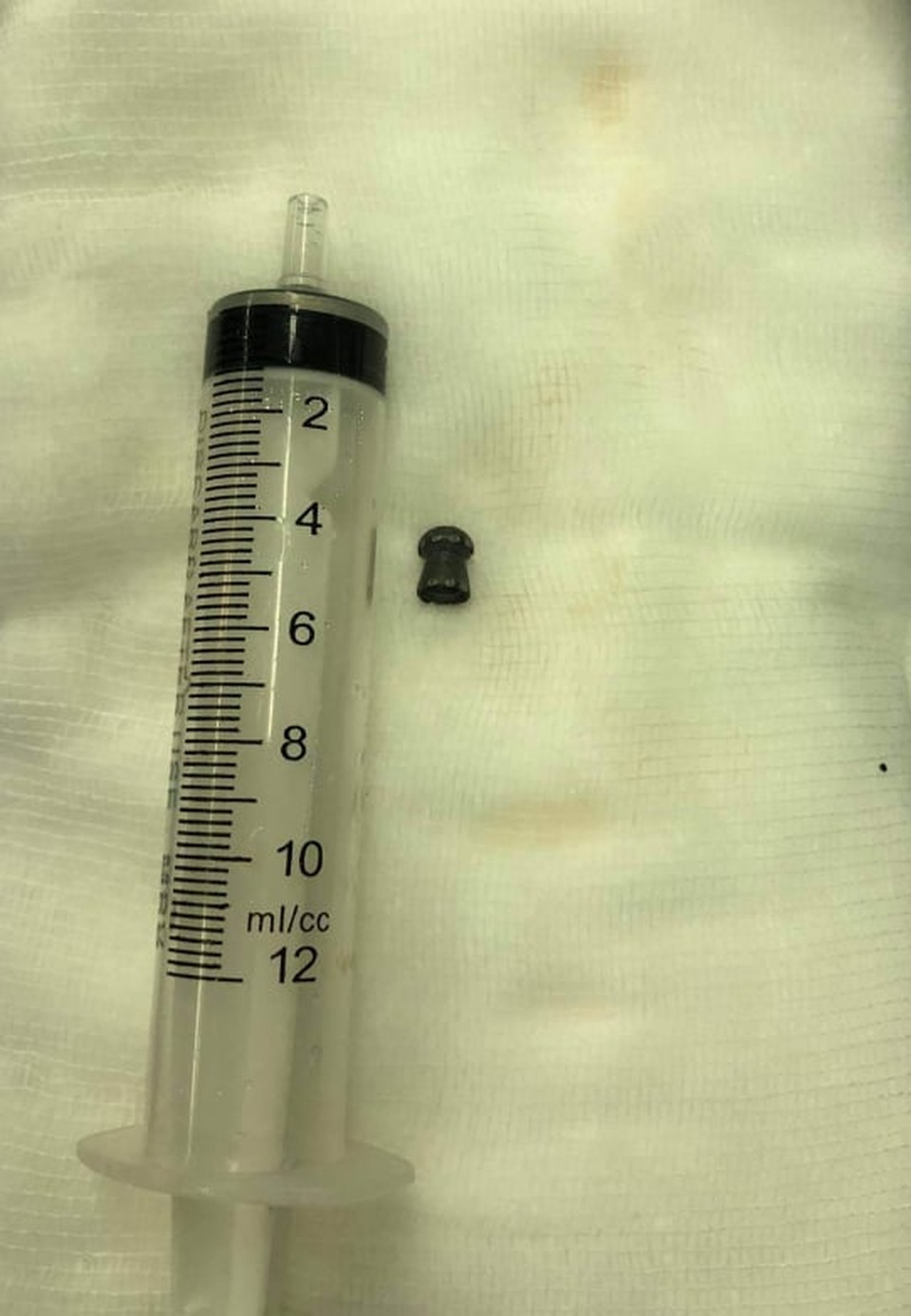 Cứu sống thanh niên bị đạn bắn chim bắn thủng động, tĩnh mạch đùi - 3 Cứu sống thanh niên bị đạn bắn chim bắn thủng động, tĩnh mạch đùi - 3