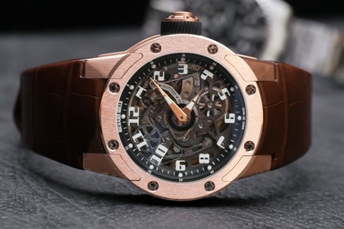 Đồng hồ “treo thời gian” độc đáo: Richard Mille RM63-01 Dizzy Hands