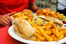 Muốn ngừa ung thư vú, bạn cần tránh những thứ này