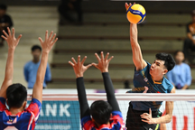 Thắng dễ Malaysia, bóng chuyền nam Việt Nam vào bán kết gặp Indonesia