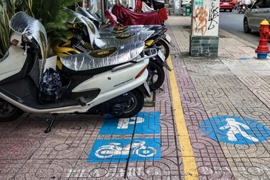 Chậm thu phí vỉa hè ở TPHCM, người đứng đầu đơn vị phải chịu trách nhiệm