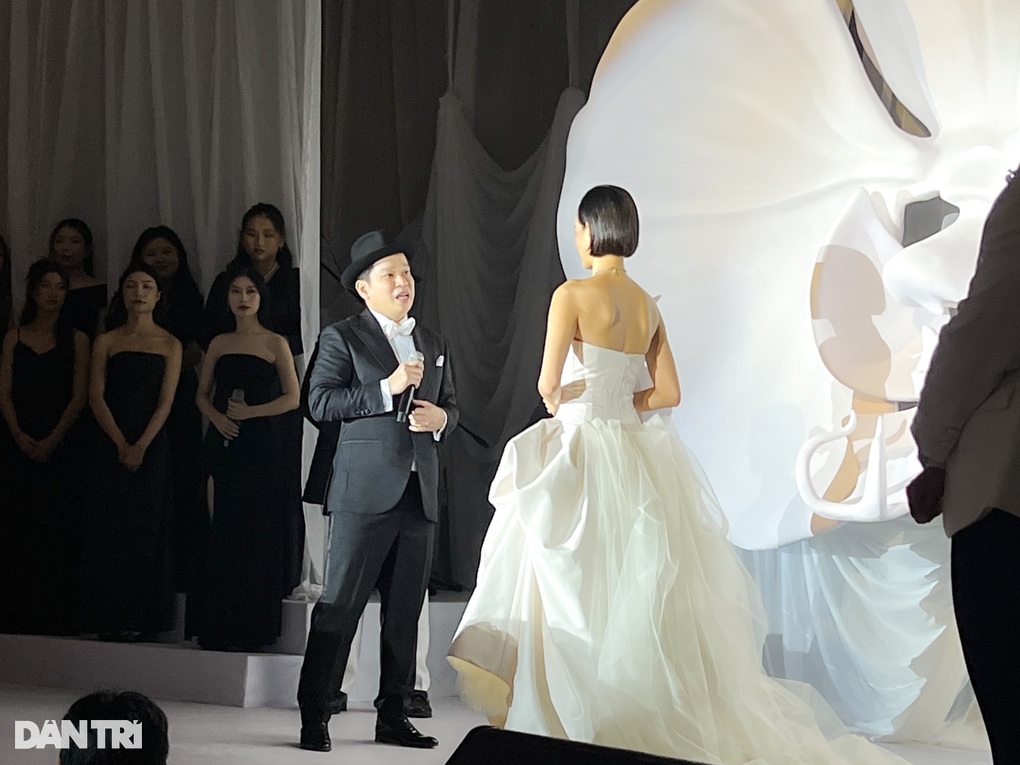 Lễ cưới người mẫu Tuyết Lan: Không gian đặc biệt, cô dâu chia sẻ xúc động - 4
