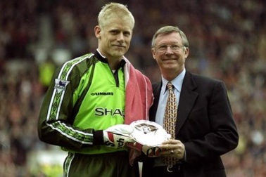Schmeichel hối hận vô tình khiến Man Utd khủng hoảng thủ môn