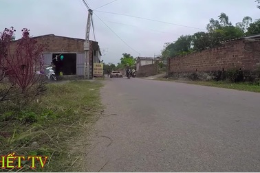 Bugatti Chiron tự chế bằng bìa các-tông của người Việt