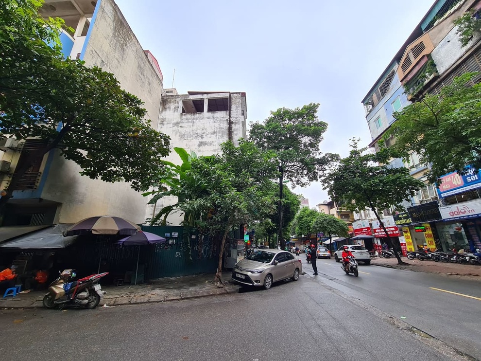 Cận cảnh lô đất trồng chuối ở Hà Nội vừa trúng đấu giá 360 triệu đồng/m2 - 3 Cận cảnh lô đất trồng chuối ở Hà Nội vừa trúng đấu giá 360 triệu đồng/m2 - 3