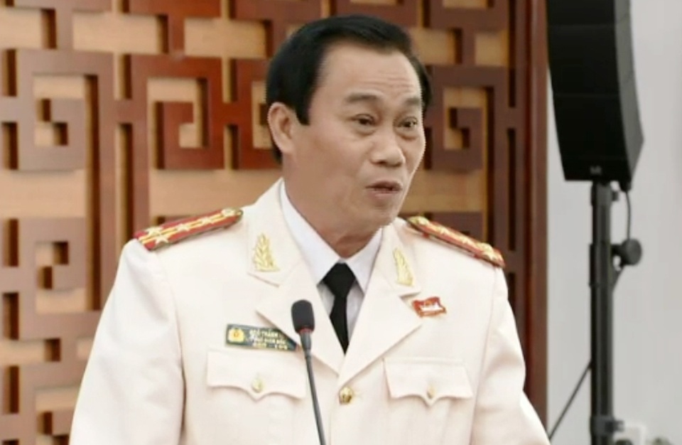 Đại tá công an đề xuất cách điều trị nạn loa karaoke di động hành dân - 1 Đại tá công an đề xuất cách điều trị nạn loa karaoke di động hành dân - 1