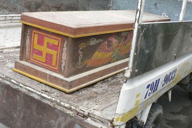 Chính quyền mời người dân lên kê khai thiệt hại