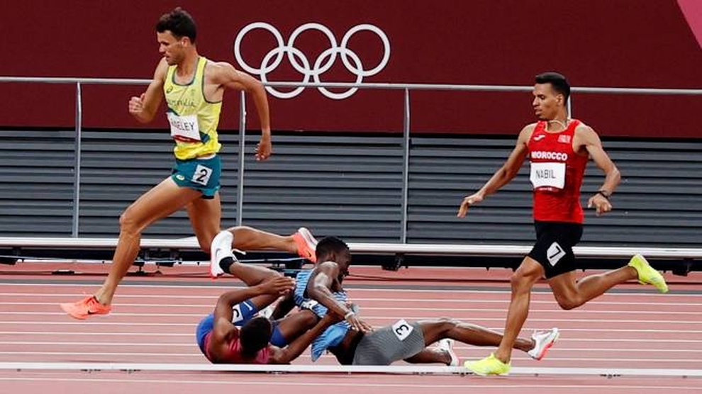 Cái kết cực đẹp cho siêu nhân không mặc áo choàng ở Olympic 2020 - 1 Cái kết cực đẹp cho siêu nhân không mặc áo choàng ở Olympic 2020 - 1
