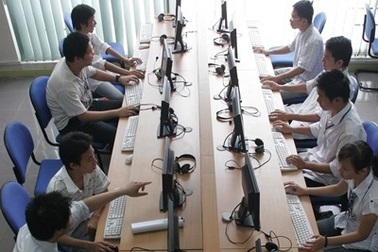 Thành lập tủ sách Công nghệ thông tin cho SV